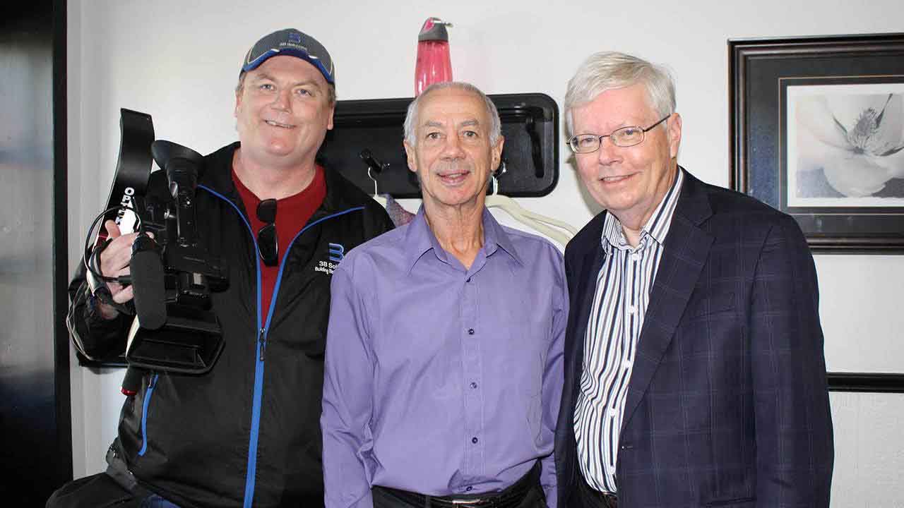 Midland Mayor Gord McKay dropped in for a trim to support the cause